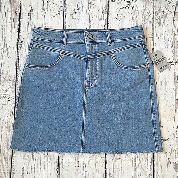 🆕️NWT Mavi Lindsay Raw Hem Light Wash Blue Denim Western Skirt Womens Sz Small - Picture 1 of 17